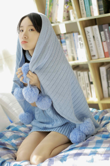 楼上的小女孩